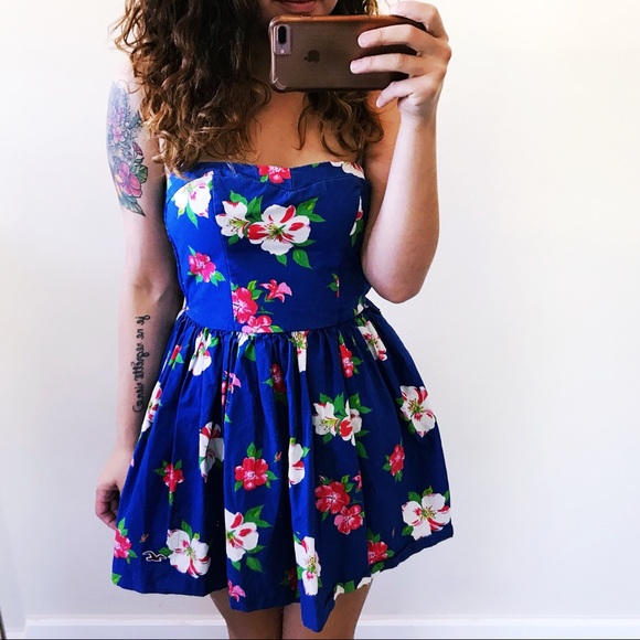 hollister strapless dress